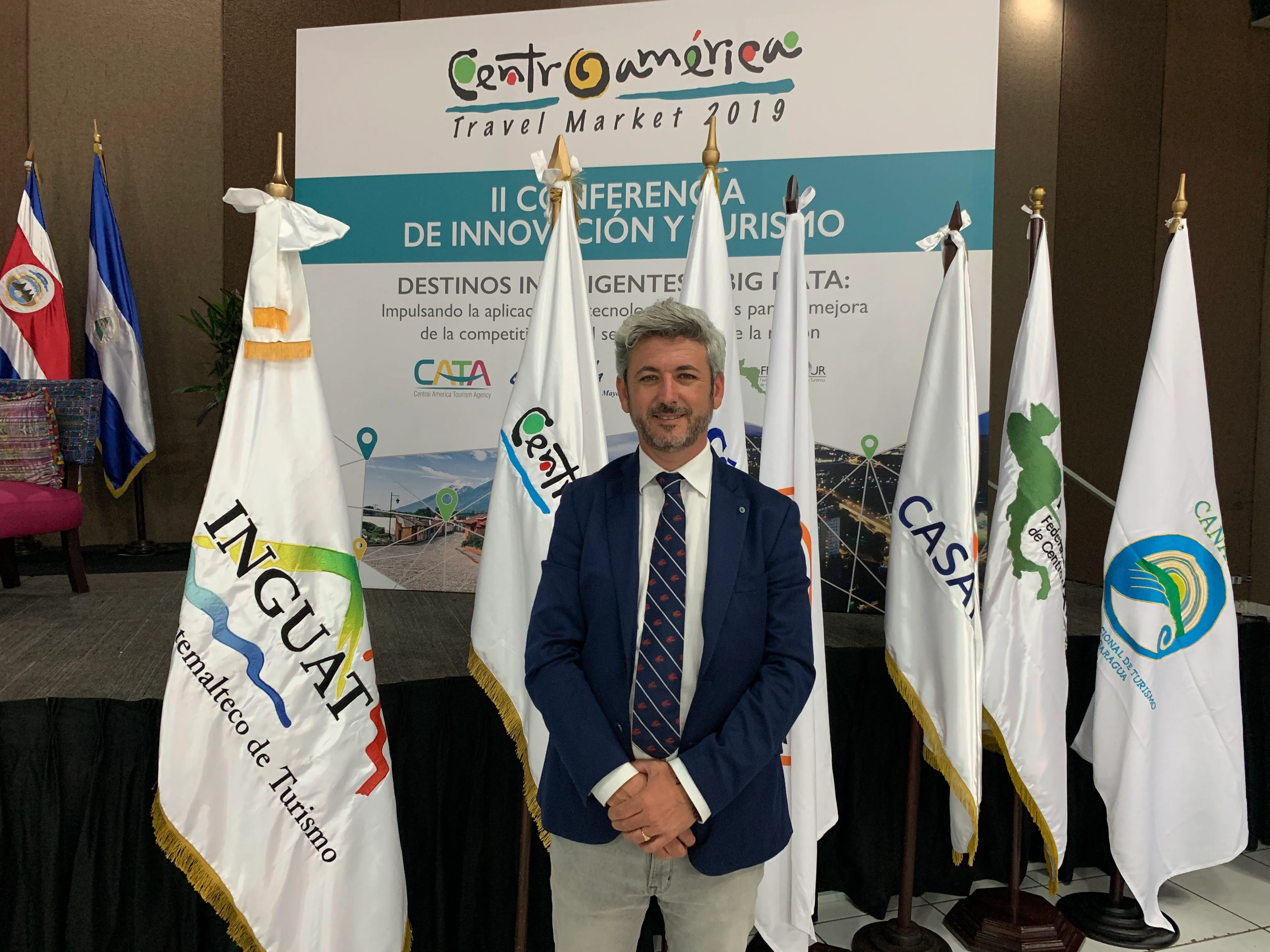 Sesión de conferencias CAITT 2019 sobre transformación digital